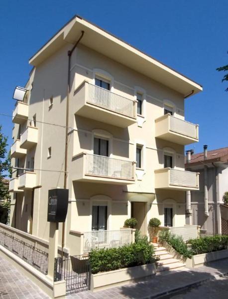 Residence Caterina Cattolica Exteriör bild